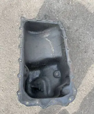 BMW 3 E90 E91 Oil sump 7528165