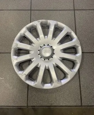 Ford Fiesta R15 wheel hub/cap/trim 8V211130JB FDT3331011 D38MD