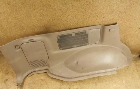 Toyota Land Cruiser (J100) Trunk/boot trim cover 