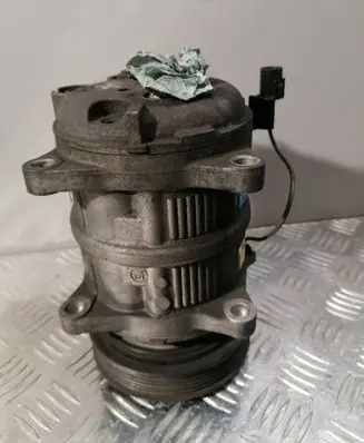 Volvo S40, V40 Air conditioning (A/C) compressor (pump) 30612618