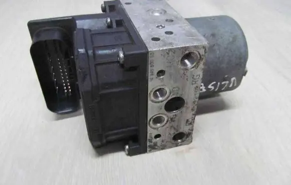 Citroen C8 ABS Pump 0265800011 7361