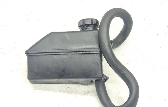 Volvo XC70 Power steering fluid tank/reservoir 8649720 1783