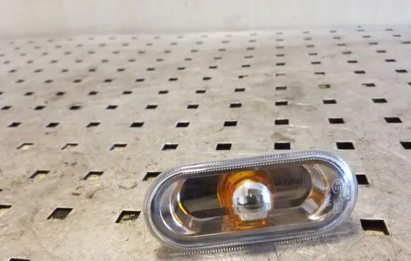 Seat Leon (1P) Front fender indicator light 6L0949117A