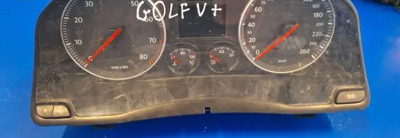 Volkswagen Golf Plus Speedometer (instrument cluster) 1K0920862J V0003000 VWZ3Z0F0348122