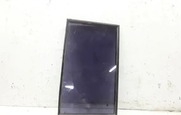 Mitsubishi Pajero Rear vent window glass 