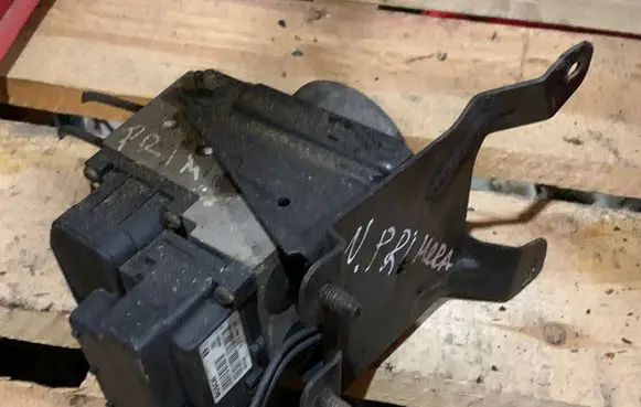 Nissan Primera ABS Pump 967636 00936 0273004403