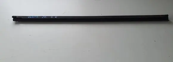 Hyundai Ioniq Rubber seal rear door window/glass 
