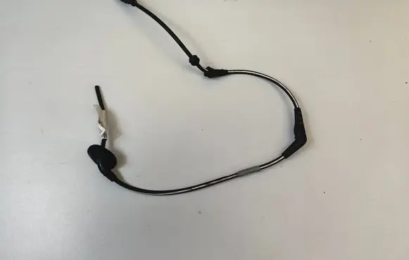 Volkswagen Golf VII Rear ABS sensor wiring 5G0927904BB