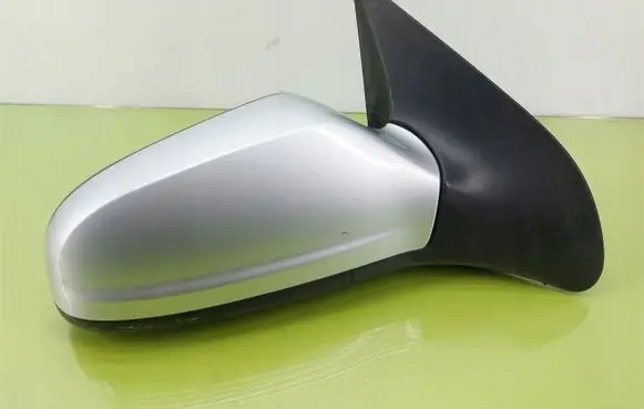 Opel Astra H Front door electric wing mirror