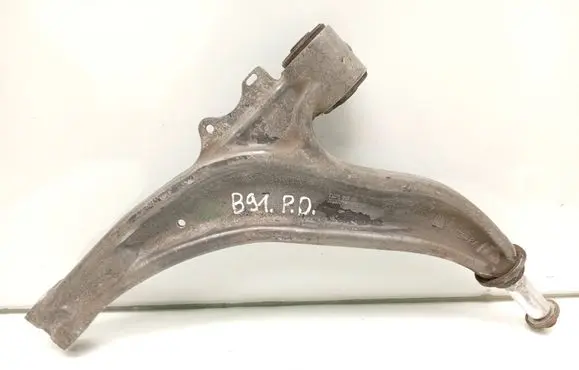 Opel Astra J Front lower control arm/wishbone 13371819