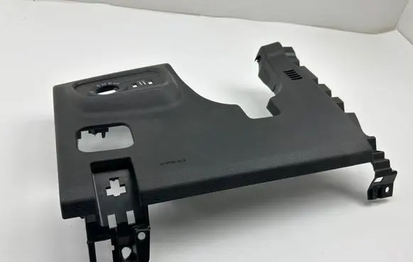 Jeep Grand Cherokee WL Dashboard lower bottom trim panel 6PM16TX7AD
