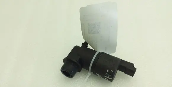 Nissan Qashqai Windscreen/windshield washer pump 9641553880 9641553980