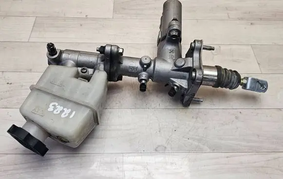 KIA Optima Master brake cylinder 585004R102 HCBD0005