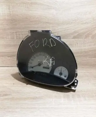 Ford Focus Speedometer (instrument cluster) 97KP10841A