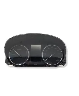 Mitsubishi Outlander Speedometer (instrument cluster) 8100C455