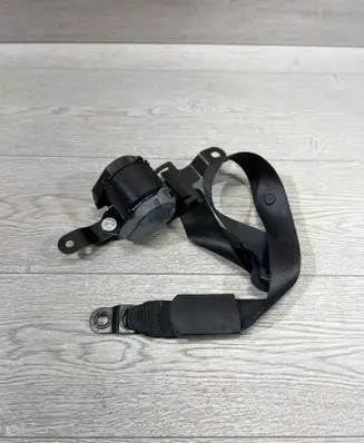 BMW X5 E70 Rear seatbelt 606345600C R110X187APP