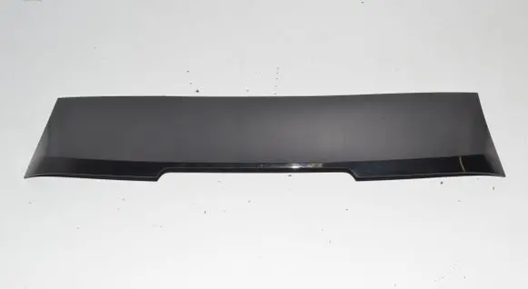 Tailgate/trunk spoiler