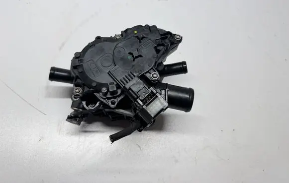 KIA Ceed Thermostat/thermostat housing 256902U000