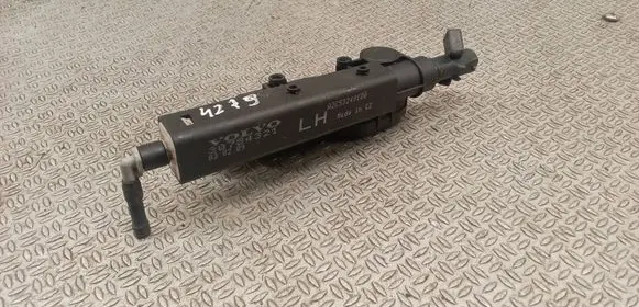 Volvo XC60 Headlight washer spray nozzle 30794321