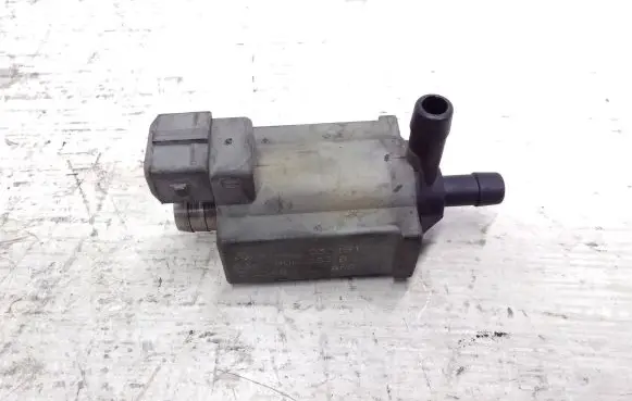 Volkswagen Phaeton Turbo solenoid valve 077906283B