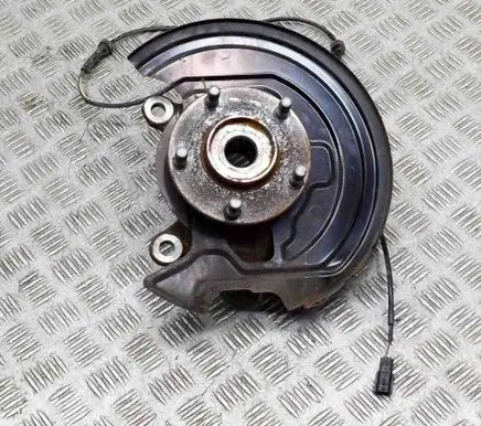 Nissan Leaf II (ZE1) Front wheel hub 400151KK0H