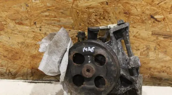 Subaru Impreza II Power steering pump