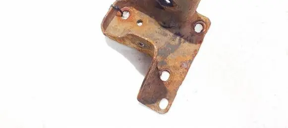 Renault Clio II Bracket in trunk/boot 