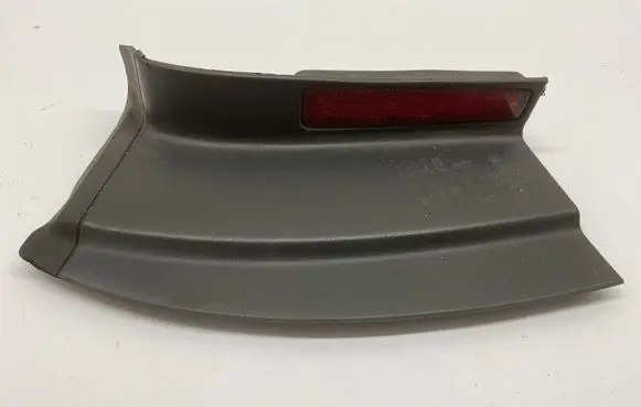 Volkswagen PASSAT B6 Rear tail light reflector E32409 3c9945311a 3c9945099