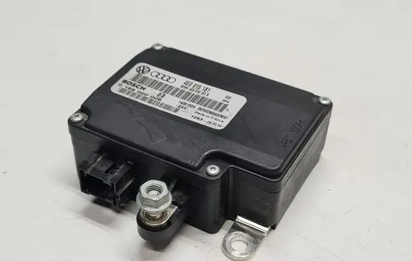 Audi A8 S8 D3 4E Battery control module 4E0915181 4E0910181B