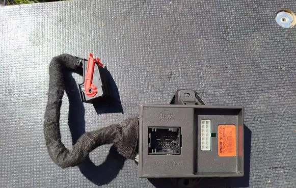 Alfa Romeo 147 Alarm control unit/module V31575 6121078730017