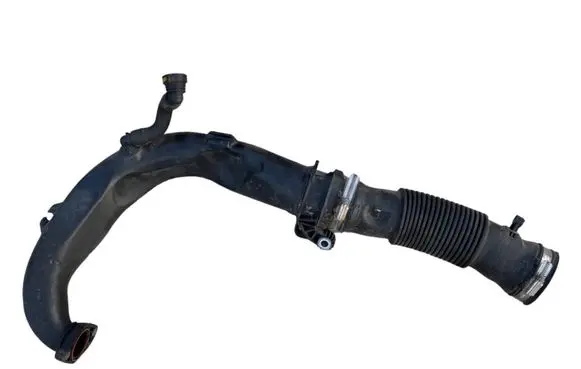 Nissan Juke I F15 Intercooler hose/pipe 8200645723 165757148R