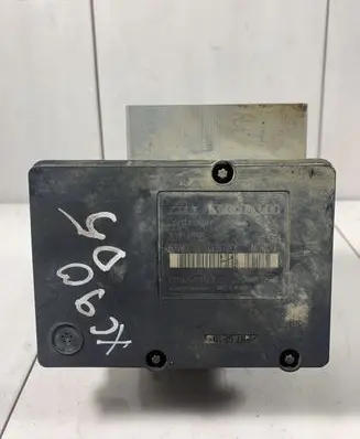 Volvo XC90 ABS Pump 30714956
