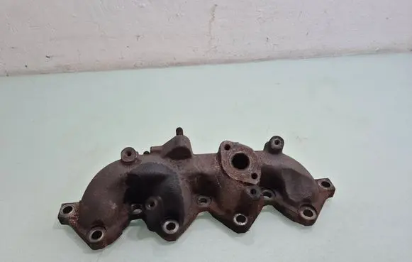Opel Combo C Exhaust manifold 