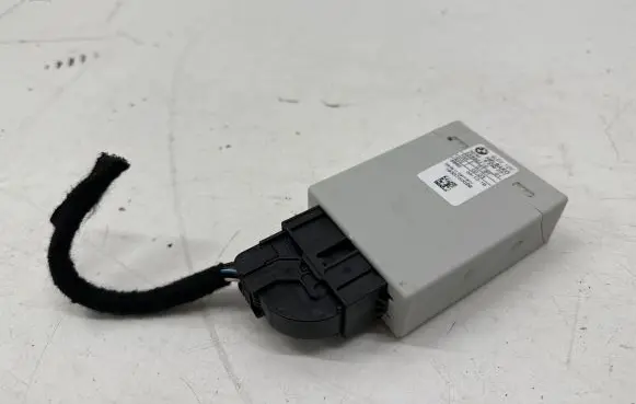 BMW 5 G30 G31 Other devices 6899231