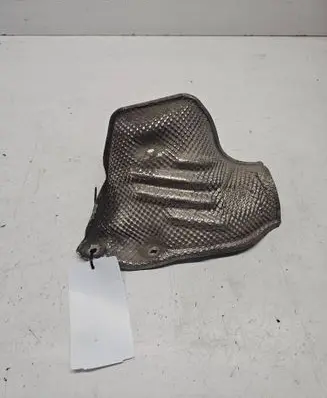 Audi Q7 4L Heat shield in engine bay 