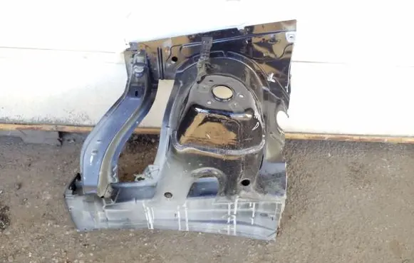 Mercedes-Benz ML W166 Front quarter panel 