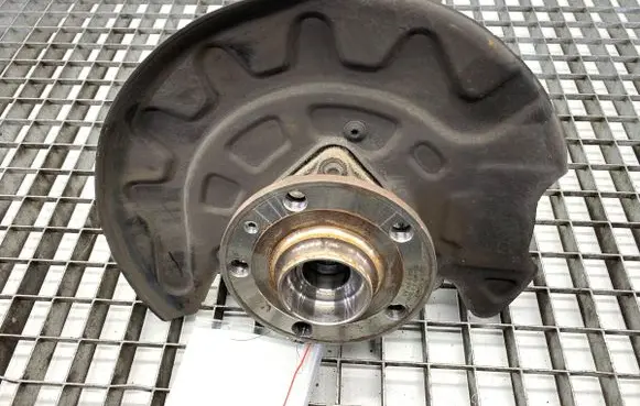 Volkswagen T-Roc Front wheel hub spindle knuckle