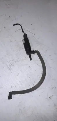 BMW 5 E60 E61 Windscreen/windshield washer pump 837743001