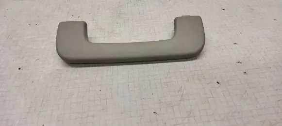 Audi A4 S4 B6 8E 8H Front interior roof grab handle 8E0857607