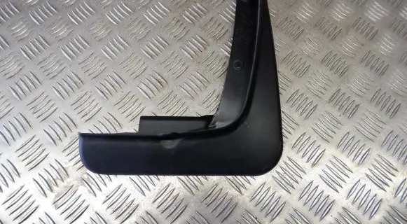 Mitsubishi Outlander Rear mudguard MZ314665
