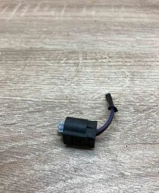 BMW 7 E65 E66 Plug wire 9684051 968405 2PIN