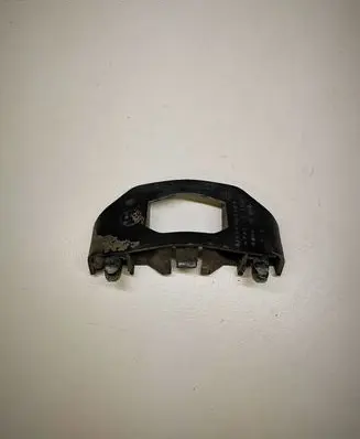 Mercedes-Benz R W251 Fender mounting bracket A2516900021