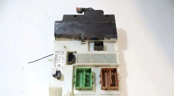Volvo V60 Central body control module