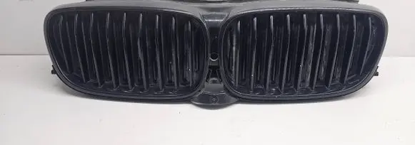 BMW 7 G11 G12 Front grill 18715610 511318715610
