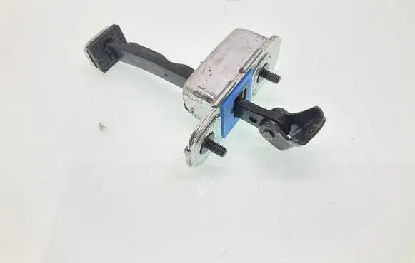 Hyundai Tucson TL Rear door check strap stopper
