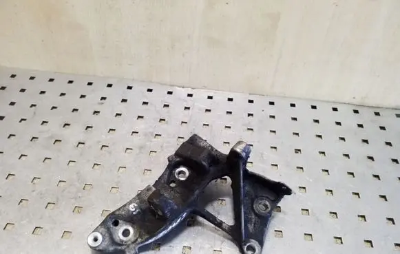 Mazda 3 II Generator/alternator bracket 9653249480