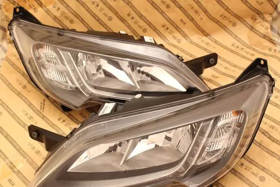 Fiat Ducato Headlights/headlamps set 1375102080 1394425080