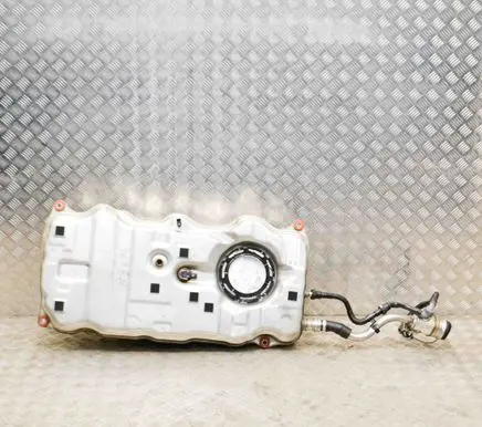 BMW 3 G20 G21 Fuel tank 7473449 24131812
