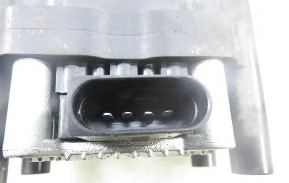 Volkswagen Polo III 6N 6N2 6NF High voltage ignition coil 
