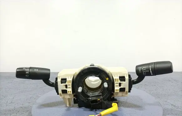 Mazda 3 III Other switches/knobs/shifts SKE13301